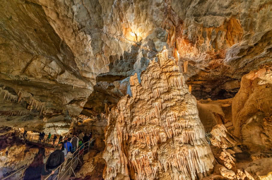 The Jenolan Caves, Sydney, AU