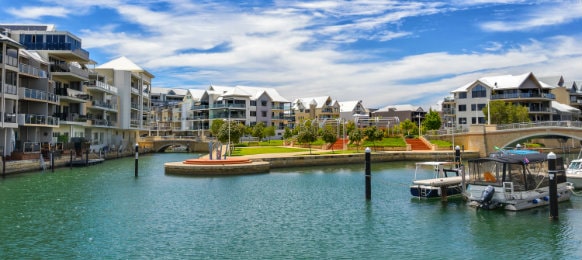mandurah town in perth